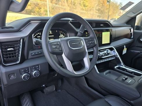 New 2025 GMC Sierra 2500 Denali w/ Denali Reserve Package image 14