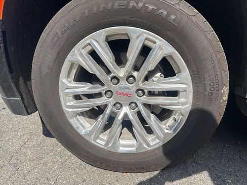 Certified 2023 GMC Yukon SLT w/ SLT Premium Package image 17