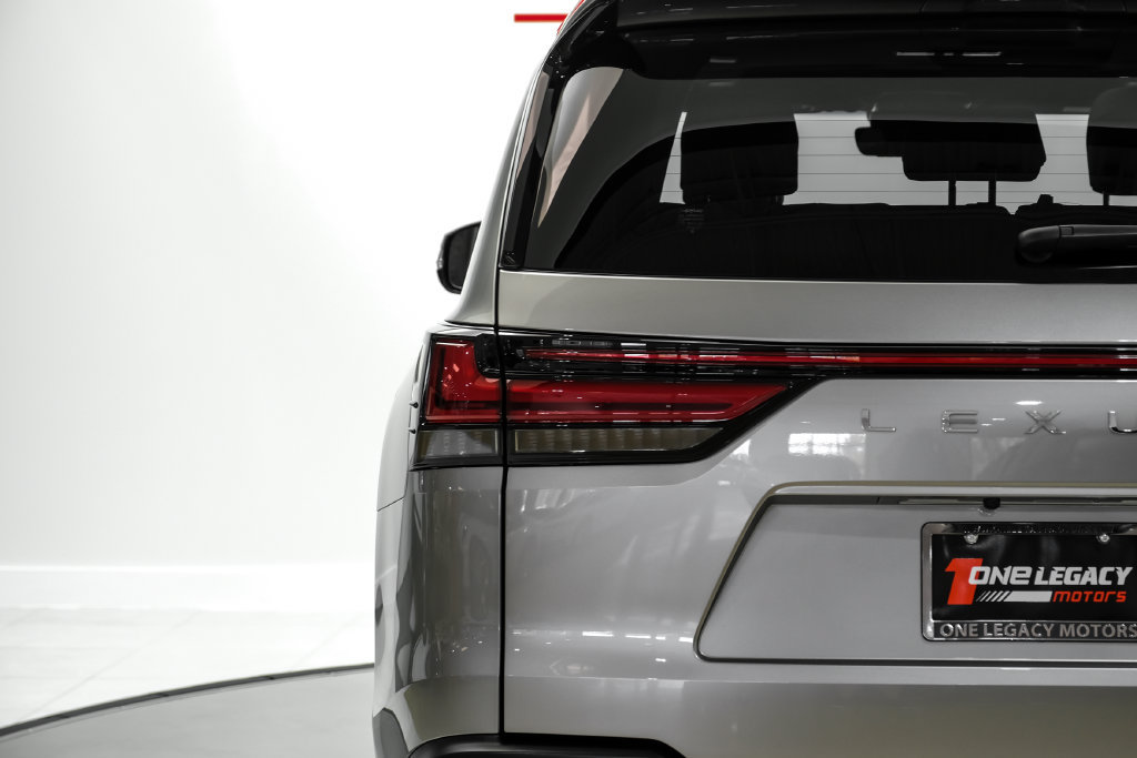 Used 2024 Lexus LX 600 F Sport AWD/4WD image 53