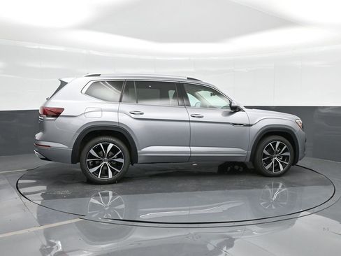 New 2026 Volkswagen Atlas SEL Premium R-Line image 4