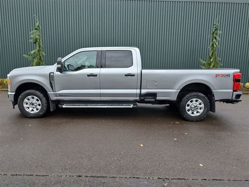 Used 2023 Ford F350 XLT w/ 360-Degree Camera Package image 3