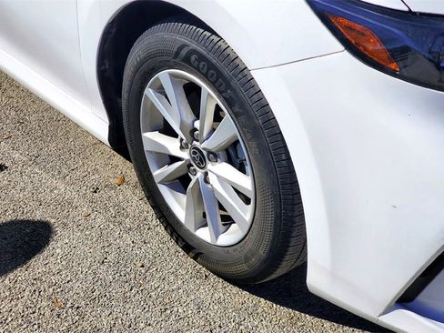 Used 2025 Toyota Camry XSE image 4