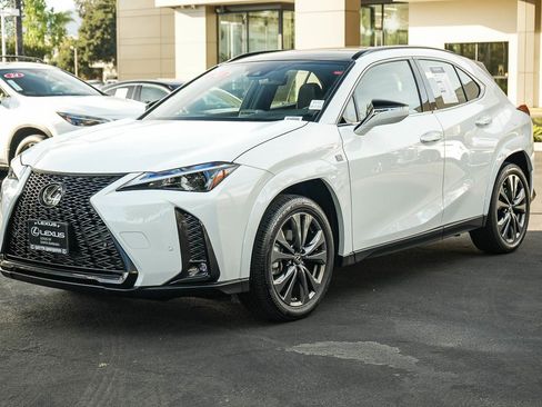 Used 2024 Lexus UX 250h F Sport image 3