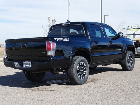 Used 2023 Toyota Tacoma TRD Sport image 5