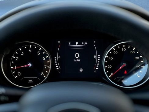 Used 2017 Jeep Compass Latitude image 36