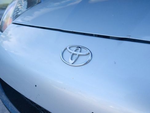 Used 2005 Toyota MR2 image 29