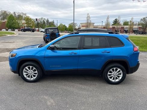 Certified 2022 Jeep Cherokee Latitude Lux AWD/4WD image 4