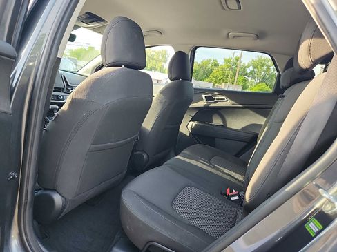 Used 2023 Kia Sportage LX AWD/4WD image 10
