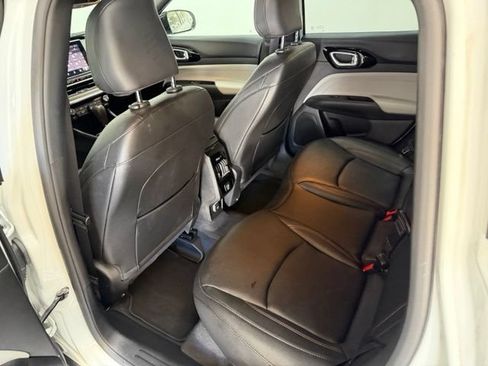 Certified 2024 Jeep Compass Limited AWD/4WD image 31