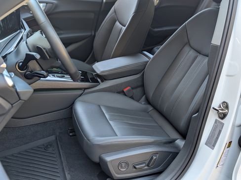 Used 2025 Audi A5 2.0T Premium w/ Convenience Package image 17