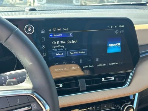 New 2026 Chevrolet Equinox ACTIV AWD/4WD image 8