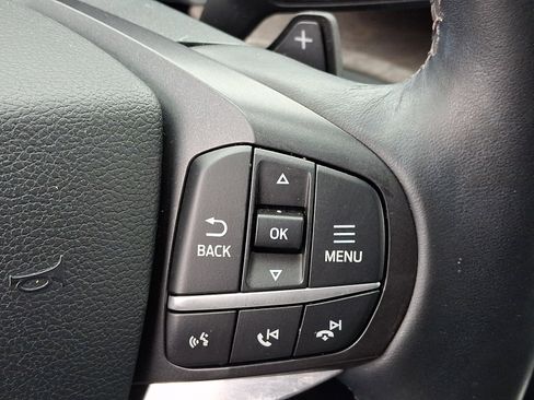 Used 2020 Ford Explorer Platinum w/ Premium Technology Package image 25