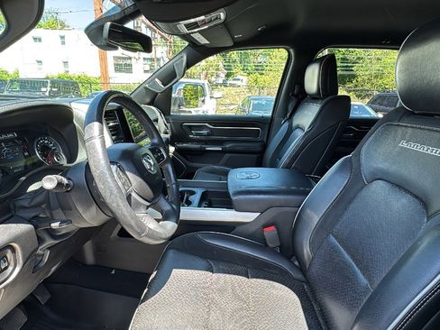 Used 2019 RAM 1500 Laramie w/ Sport Appearance Package AWD/4WD image 14