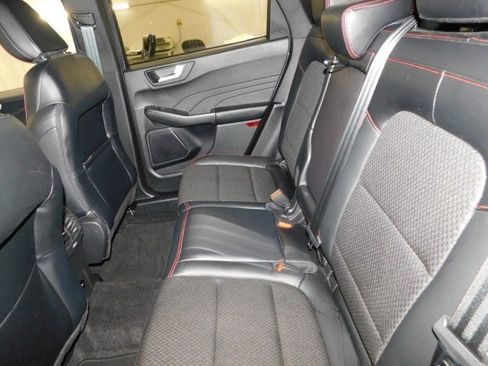 Used 2024 Ford Escape ST-Line image 12