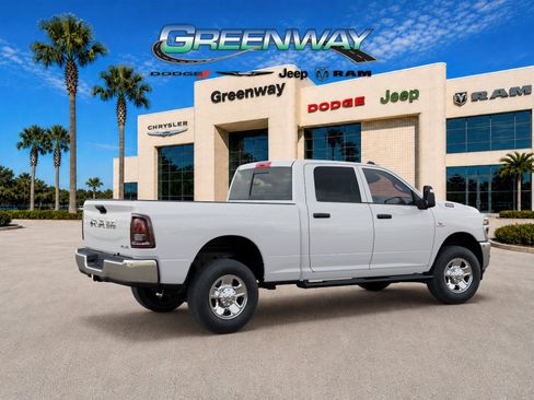 New 2026 RAM 2500 Tradesman AWD/4WD image 4