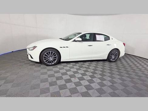 Used 2022 Maserati Ghibli Modena RWD image 48
