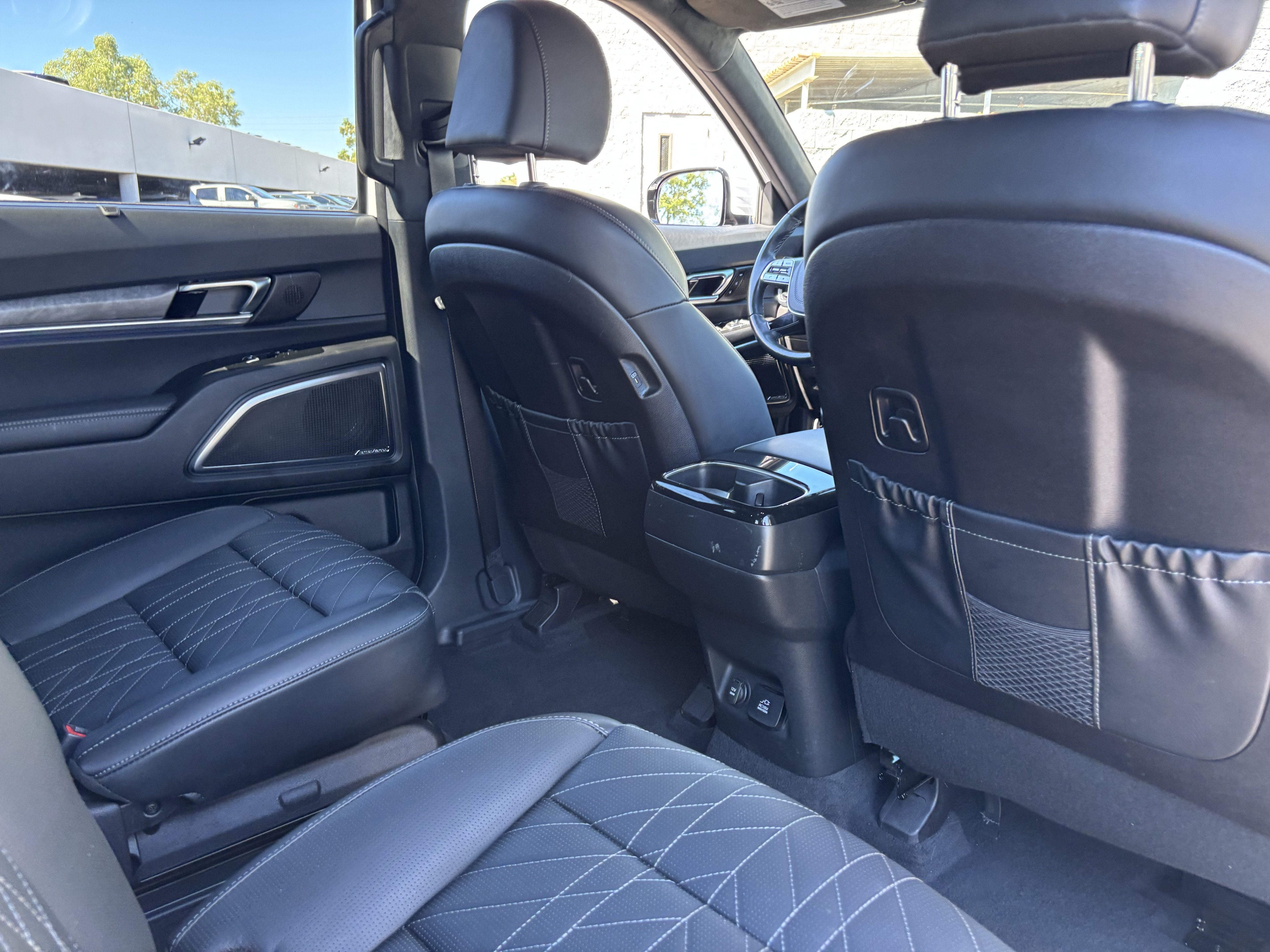 Certified 2024 Kia Telluride SX Prestige X-Line AWD/4WD image 11