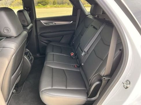 New 2026 Cadillac XT5 Luxury image 27