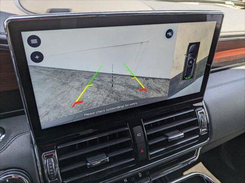 Certified 2023 Lincoln Navigator Reserve image 21