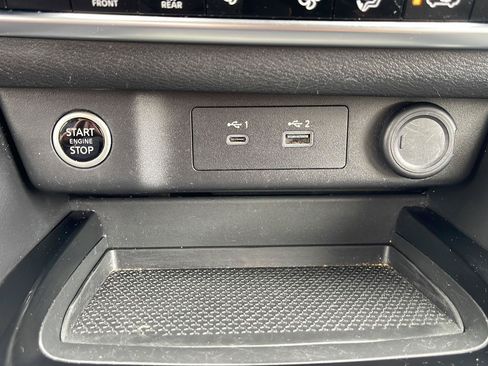 Used 2023 Nissan Rogue SV AWD/4WD image 24