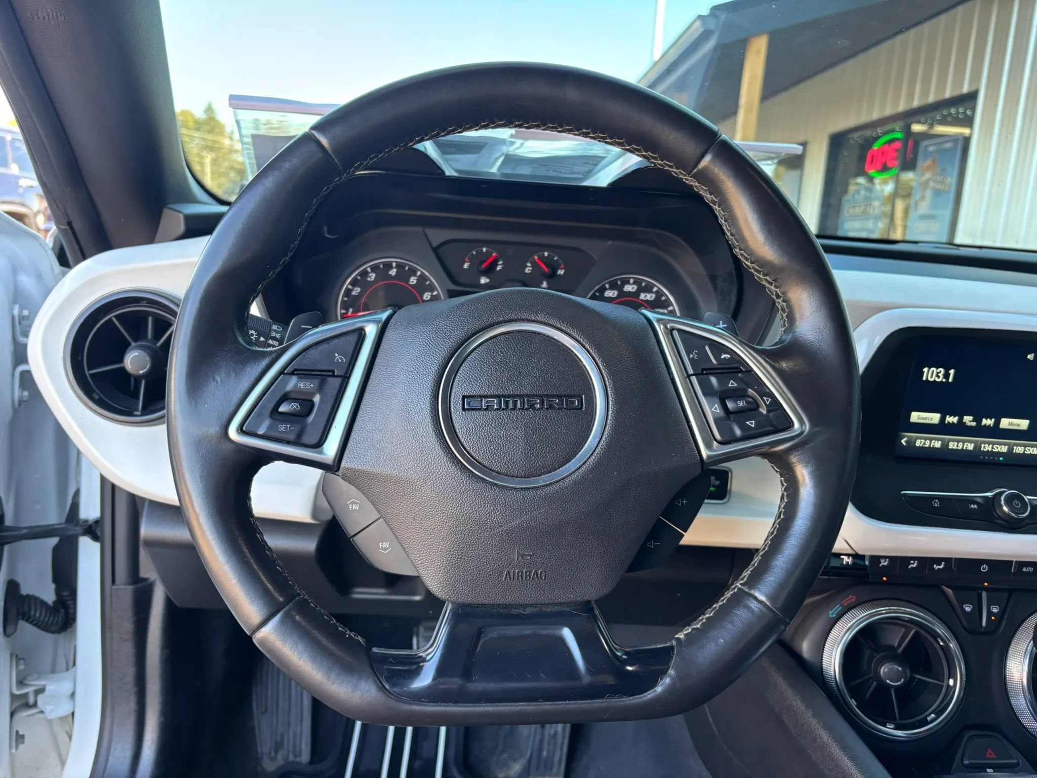 Used 2018 Chevrolet Camaro LT RWD image 19