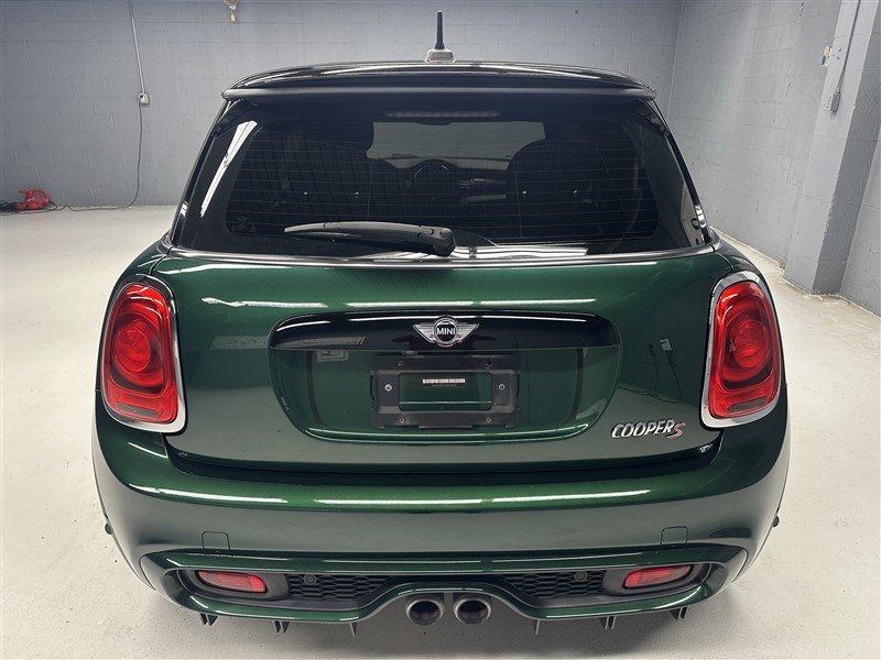 Used 2018 MINI Cooper S w/ Premium Package FWD image 6