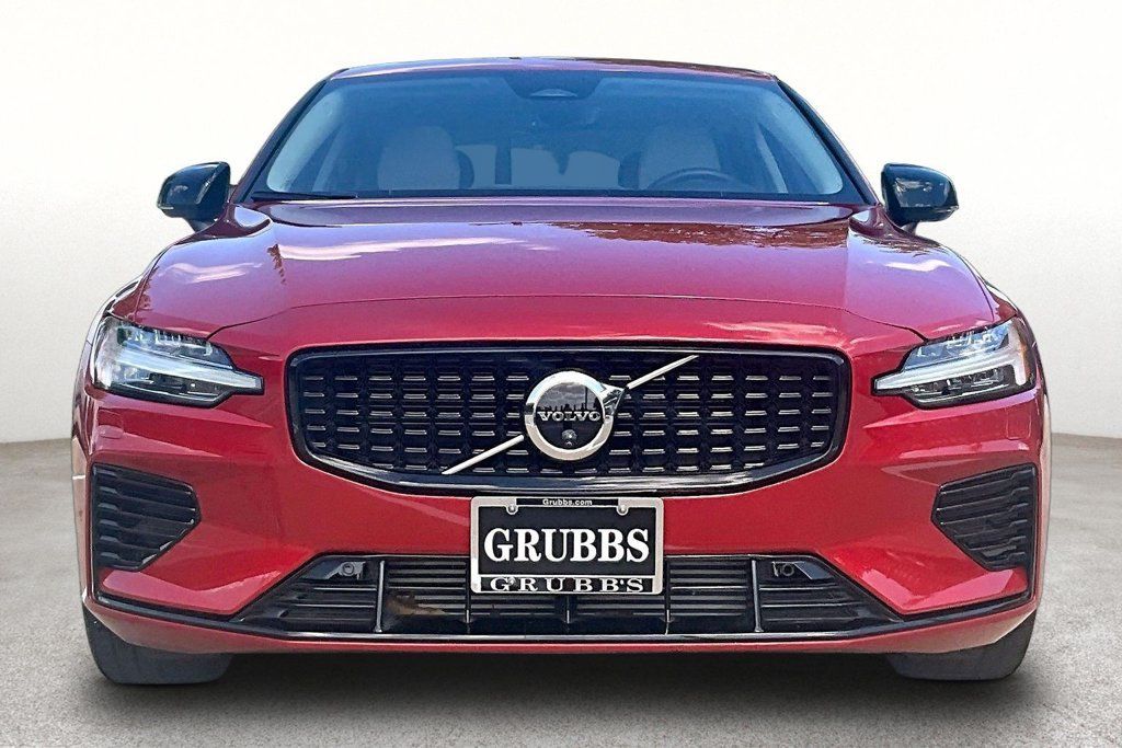 Used 2024 Volvo S60 T8 Ultimate w/ Climate Package AWD/4WD image 4