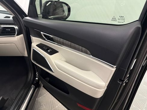 Used 2023 Kia Telluride SX FWD image 16