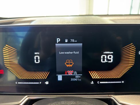 Certified 2024 Kia Sorento LX FWD image 12