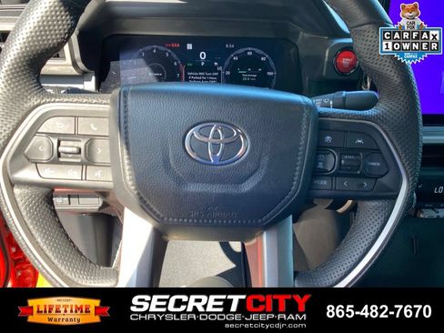Used 2024 Toyota Tacoma TRD Sport AWD/4WD image 17