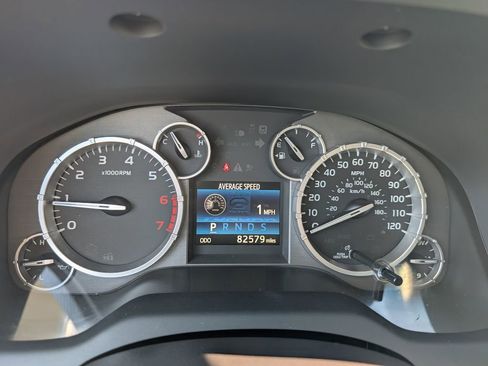 Used 2014 Toyota Tundra SR5 w/ TRD Off Road Package AWD/4WD image 27
