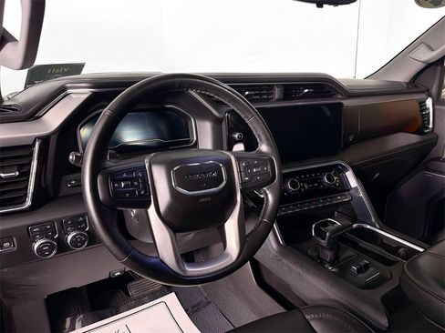 Used 2023 GMC Sierra 1500 Denali w/ Denali Reserve Package image 9