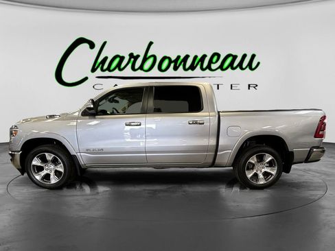 Used 2019 RAM 1500 Laramie AWD/4WD image 2