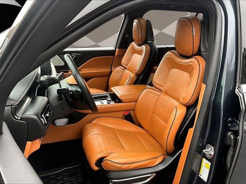 Used 2020 Lincoln Aviator Black Label w/ Dynamic Handling Package image 25