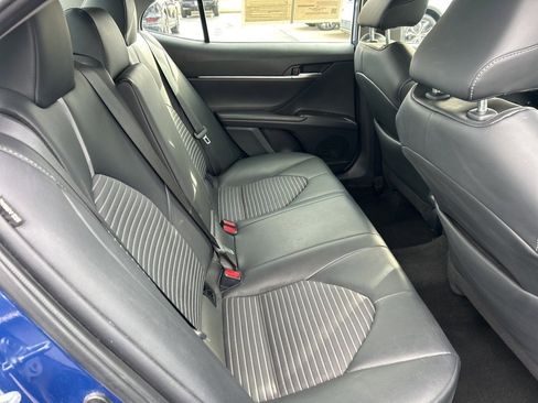 Used 2024 Toyota Camry SE image 17