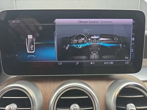 Used 2019 Mercedes-Benz C 300 4MATIC Sedan image 32