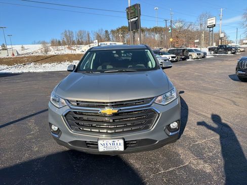 Used 2018 Chevrolet Traverse LT image 8