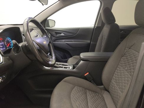 Used 2021 Chevrolet Equinox LT image 17