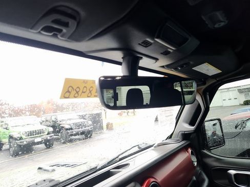 Used 2023 Jeep Gladiator Rubicon w/ LED Lighting Group image 16