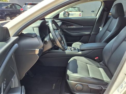 Used 2021 MAZDA CX-30 FWD 2.5 S w/ Select Package image 10