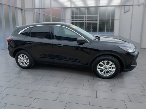 Used 2023 Ford Escape Active image 10