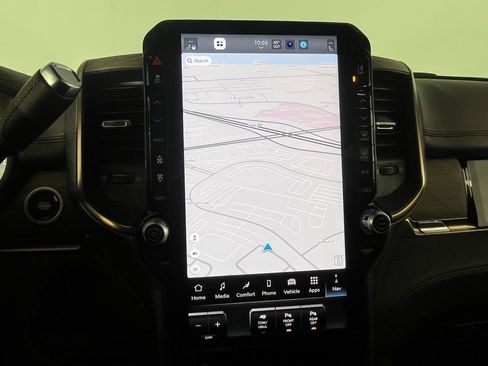 Used 2025 RAM 2500 Limited image 18