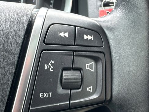 Used 2018 Volvo S60 T5 Inscription image 35