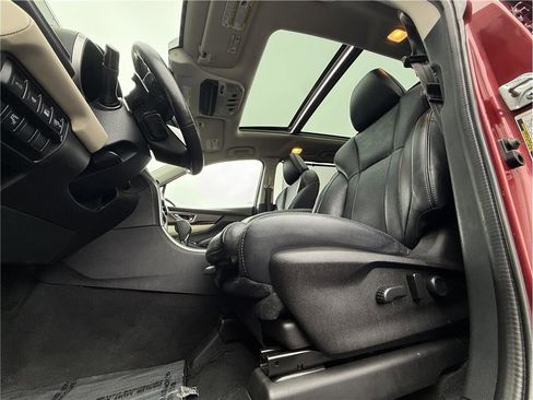 Used 2022 Subaru Ascent Touring image 14