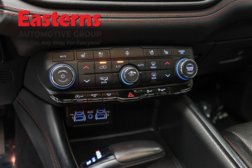 Used 2024 Dodge Durango GT AWD/4WD image 21