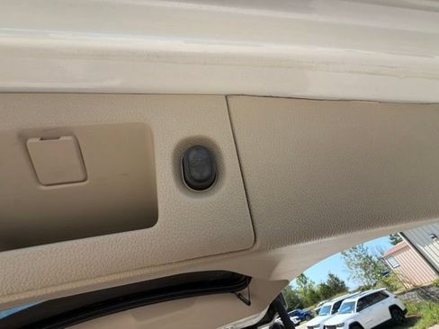 Used 2017 GMC Yukon Denali w/ Open Road Package AWD/4WD image 13