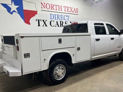 Used 2019 RAM 2500 Tradesman w/ Chrome Appearance Group AWD/4WD image 5