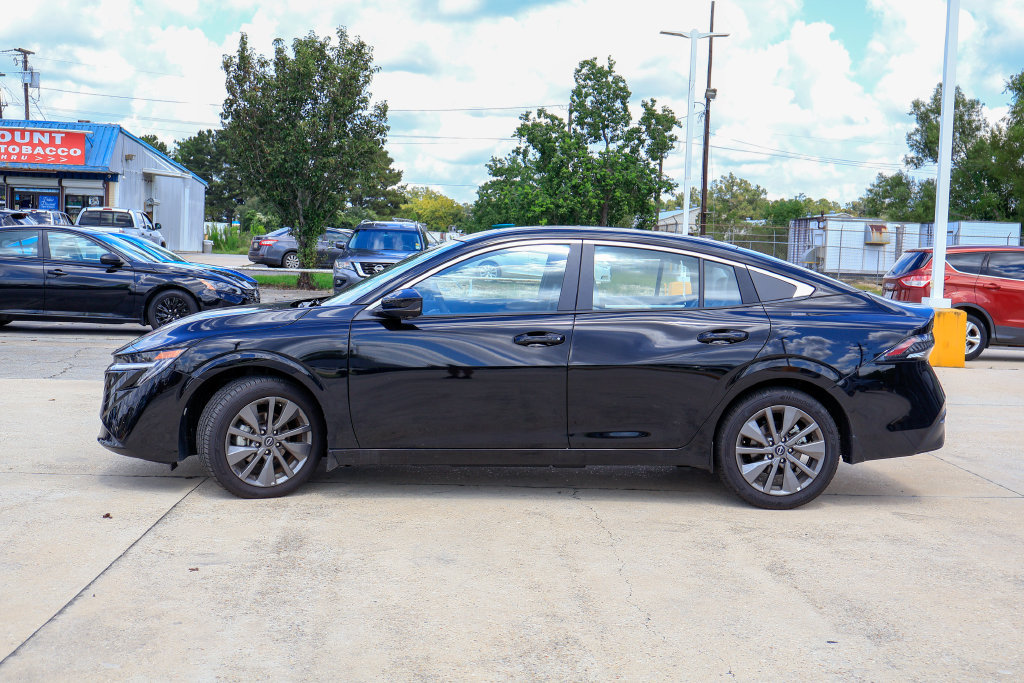 Certified 2026 Nissan Sentra SL w/ Floor Mat Package FWD image 25