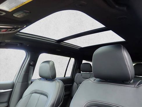 New 2026 Jeep Grand Cherokee L Limited AWD/4WD image 15