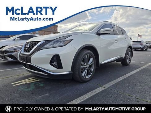 Used 2021 Nissan Murano Platinum image 1